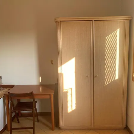 Casa Elena Априлия-Мариттима